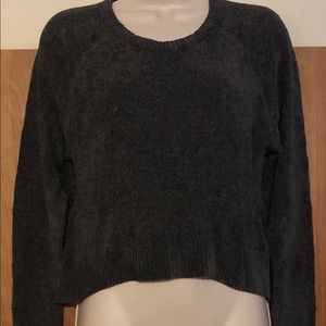 Hollister woman’s cropped long sleeve sweater L